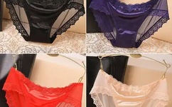 一边脱一边摸一边亲视频